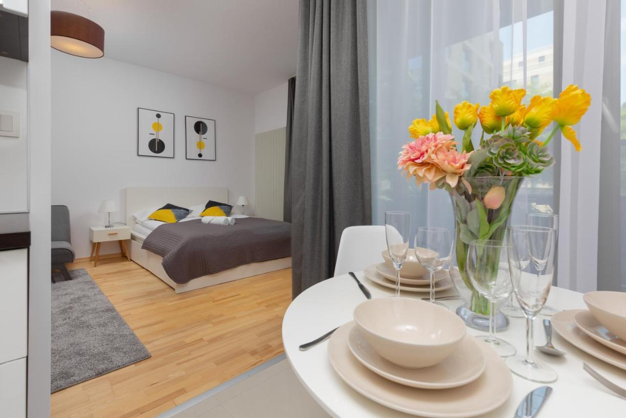 Kolejowa Apartments Warsaw By Noclegi Renters Экстерьер фото